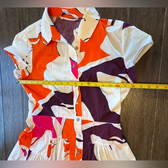 Diane von Furstenberg "Scarlet" floral print cotton shirtdress in a multi-color. - Picture 11 of 16